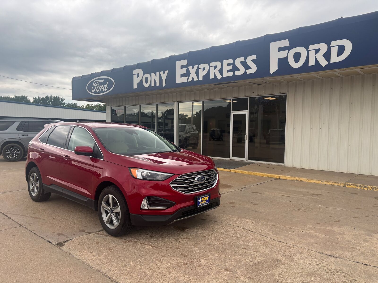 2022 FORD Edge