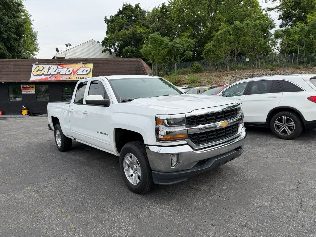 2018 CHEVROLET Silverado