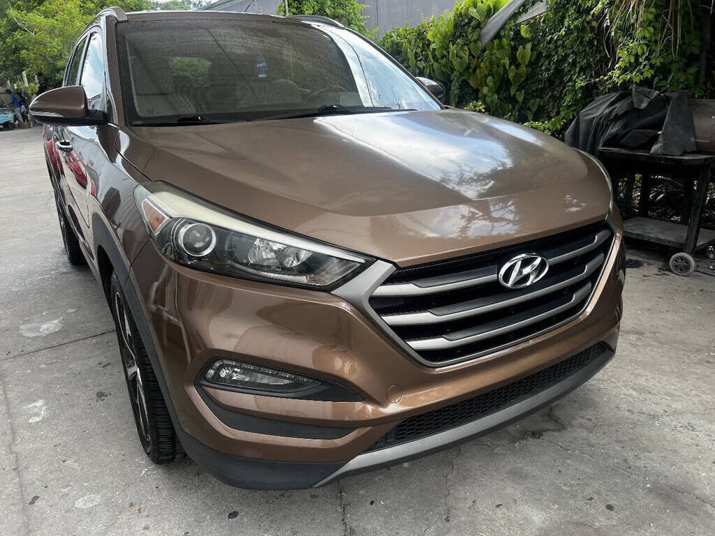 2016 HYUNDAI Tucson
