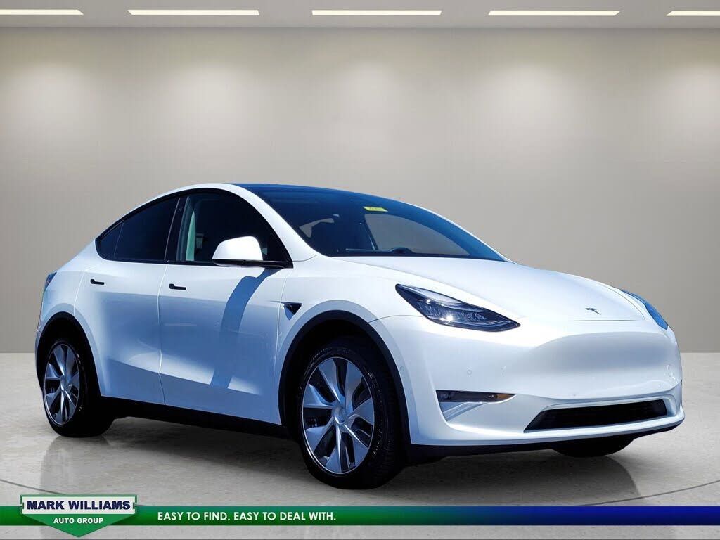 2022 TESLA Model Y