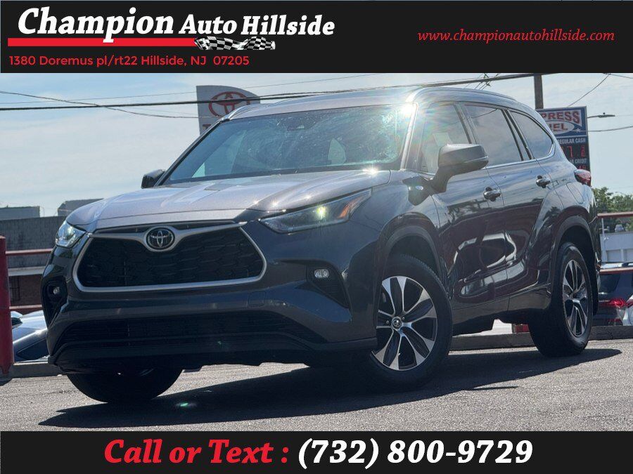 2021 TOYOTA Highlander
