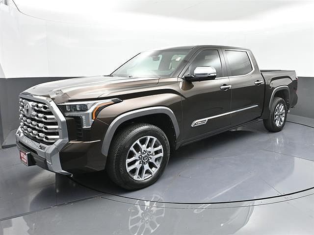 2024 TOYOTA Tundra