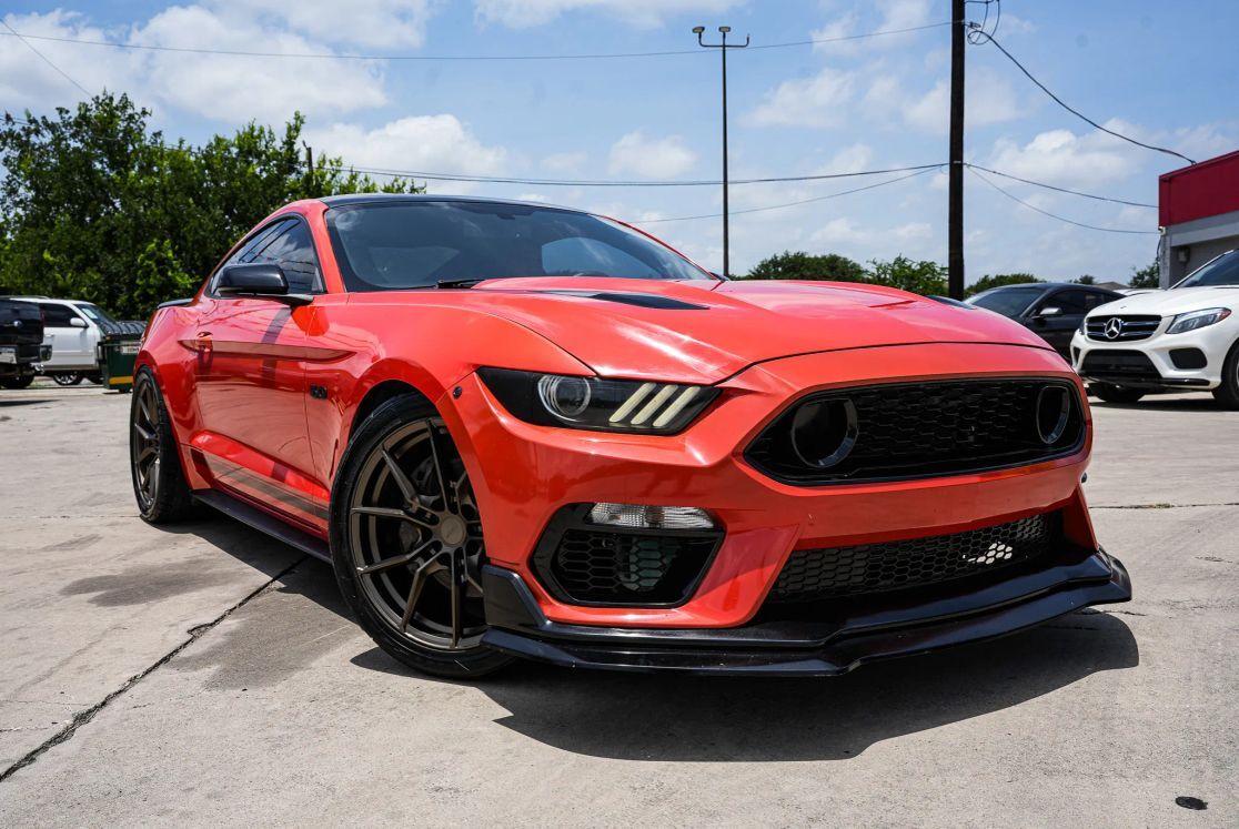 2016 FORD Mustang