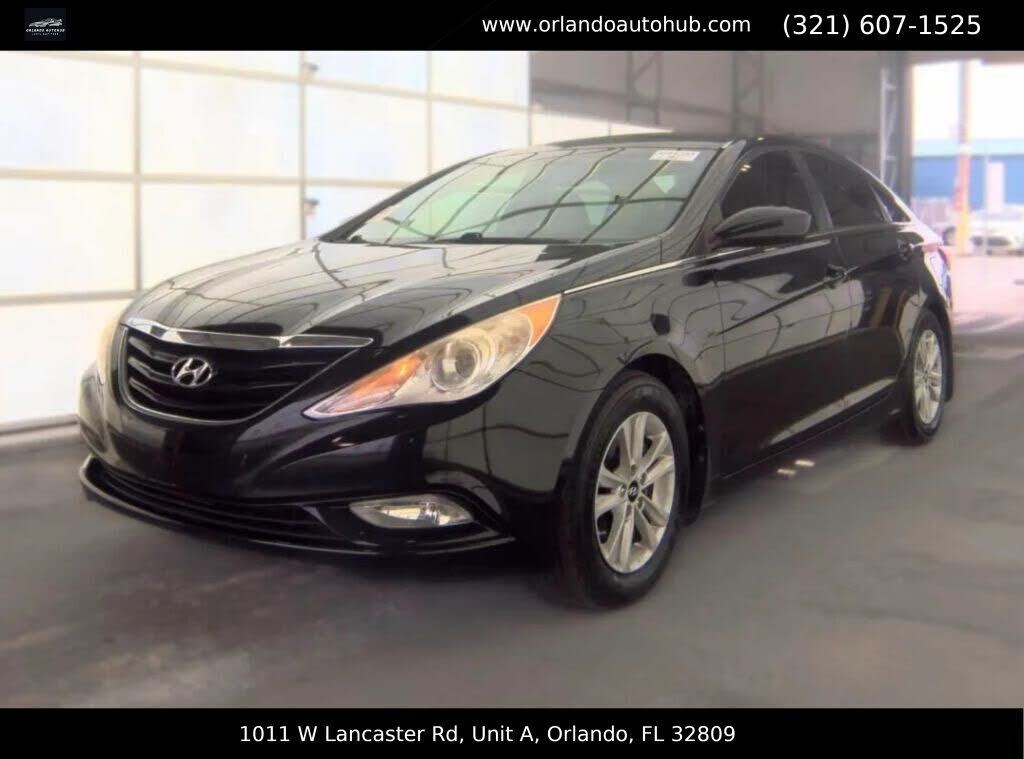 2013 HYUNDAI Sonata