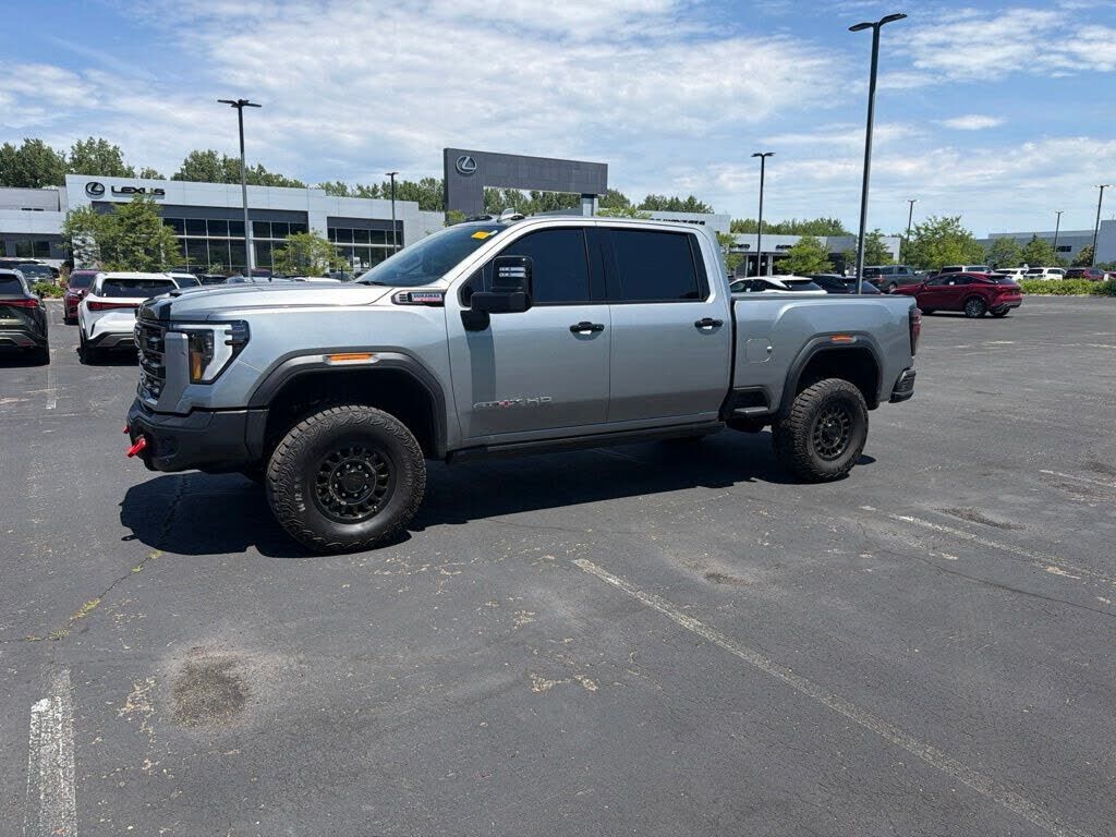 2025 GMC Sierra HD