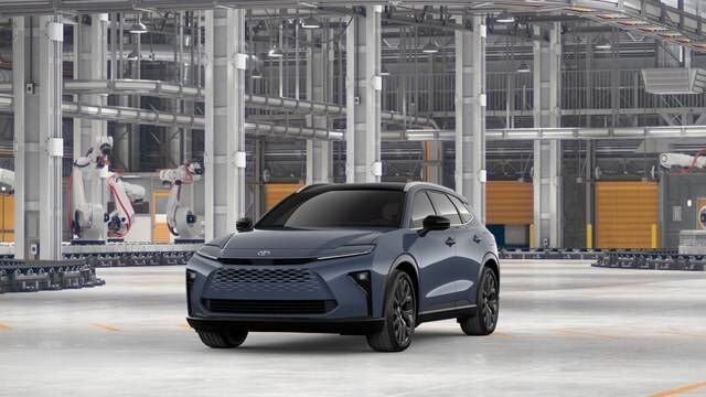 2026 TOYOTA Crown Signia