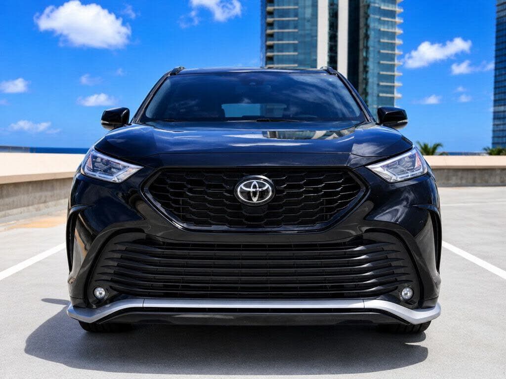 2025 TOYOTA Highlander