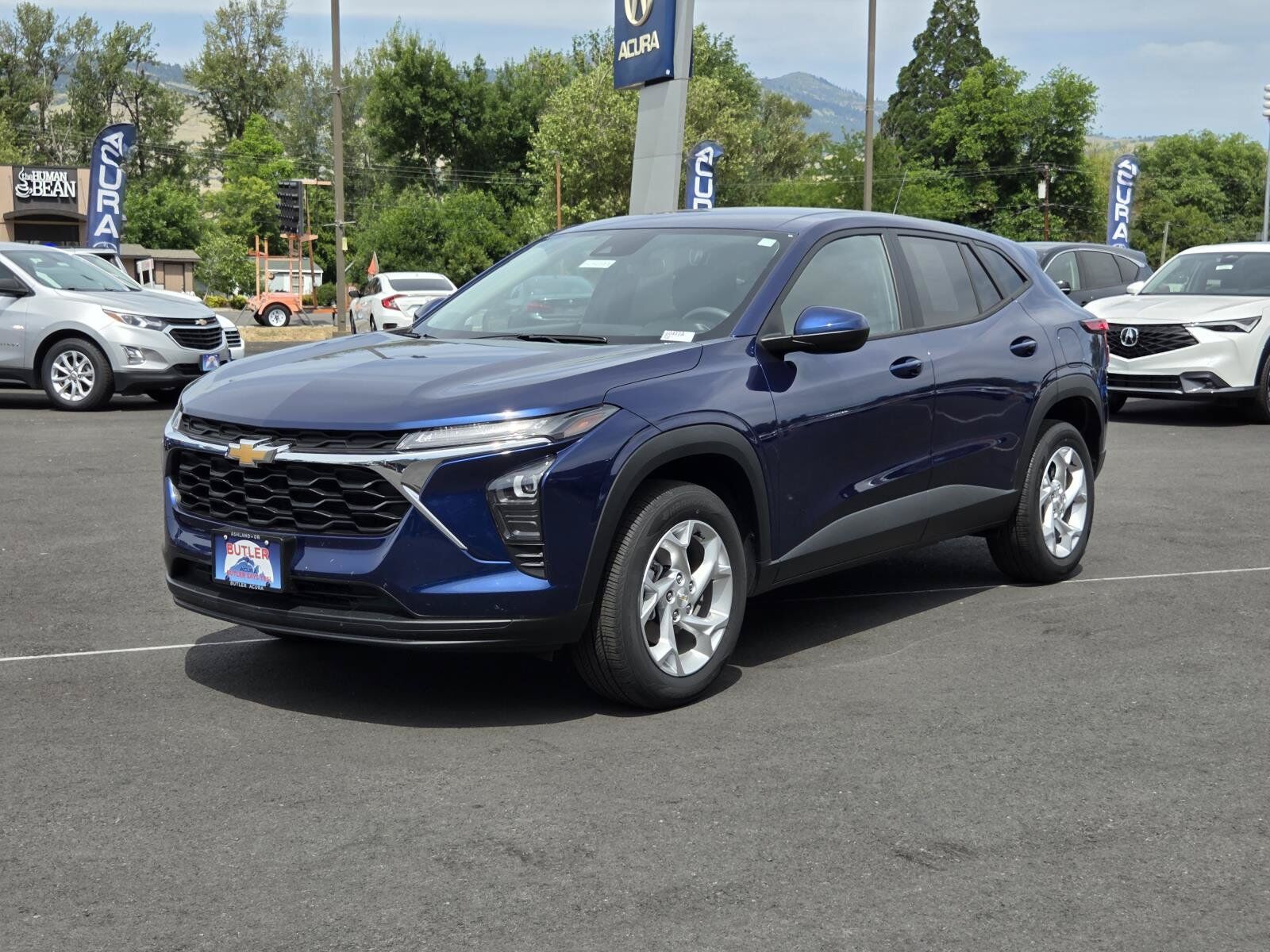 2024 CHEVROLET Trax