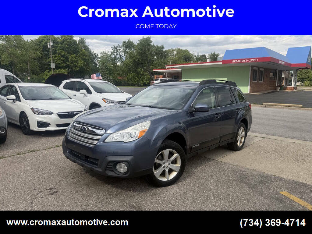 2013 SUBARU Outback
