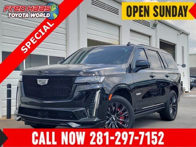 2024 CADILLAC Escalade