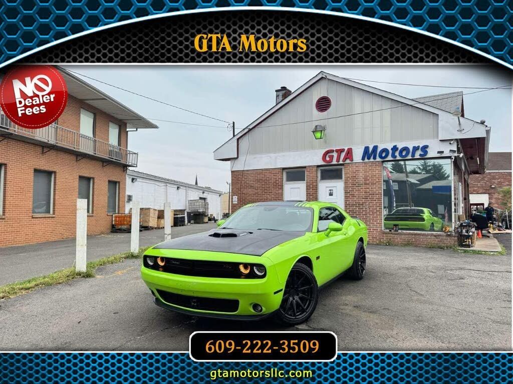 2015 DODGE Challenger