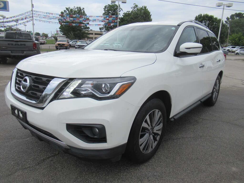 2020 NISSAN Pathfinder