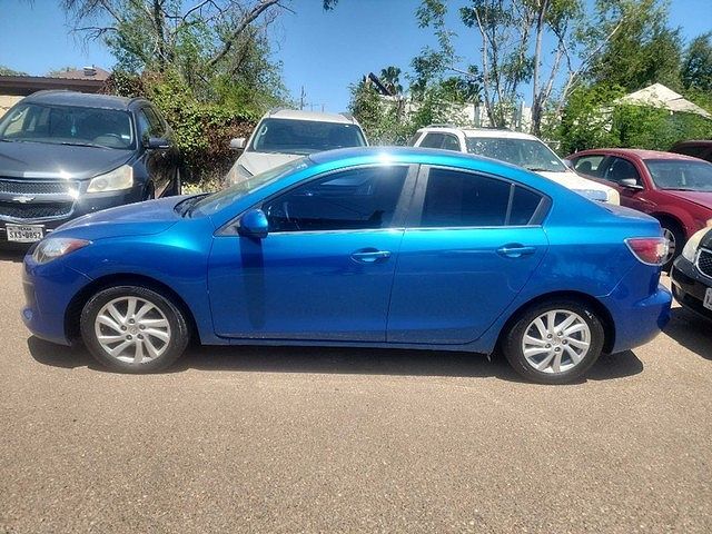 2012 MAZDA Mazda3
