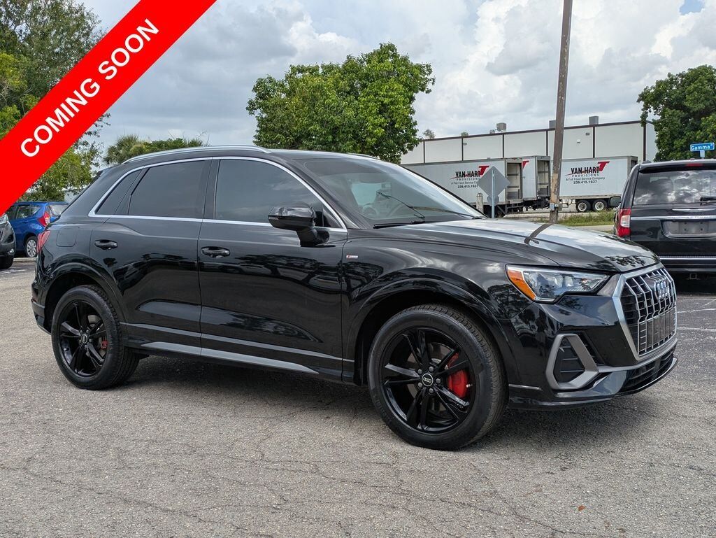 2022 Audi Q3