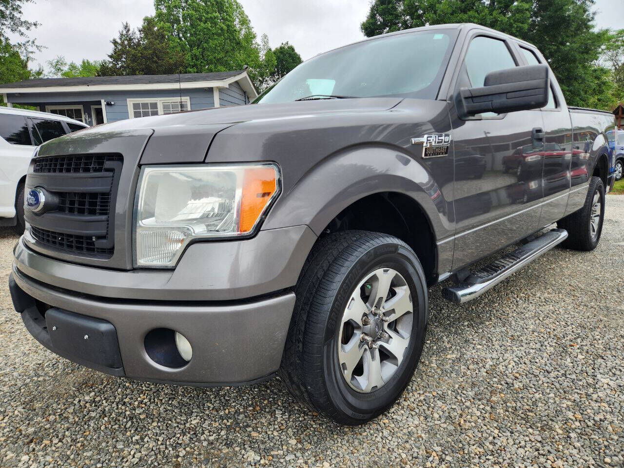 2013 FORD F-150
