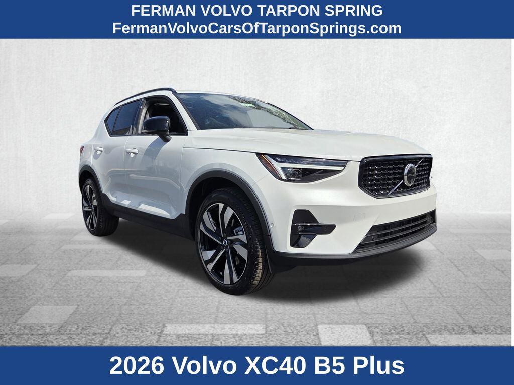 2026 VOLVO XC40