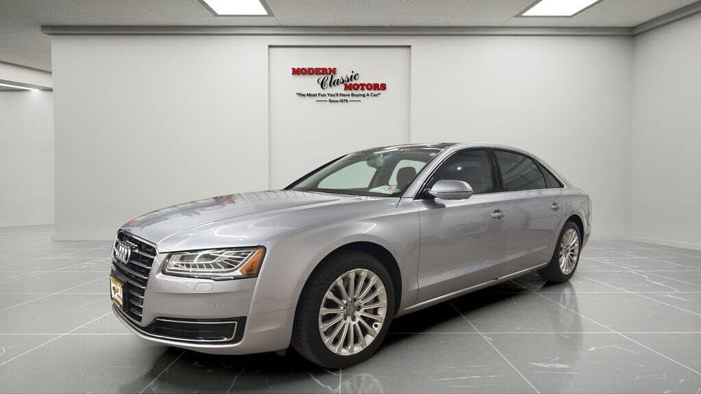 2016 AUDI A8
