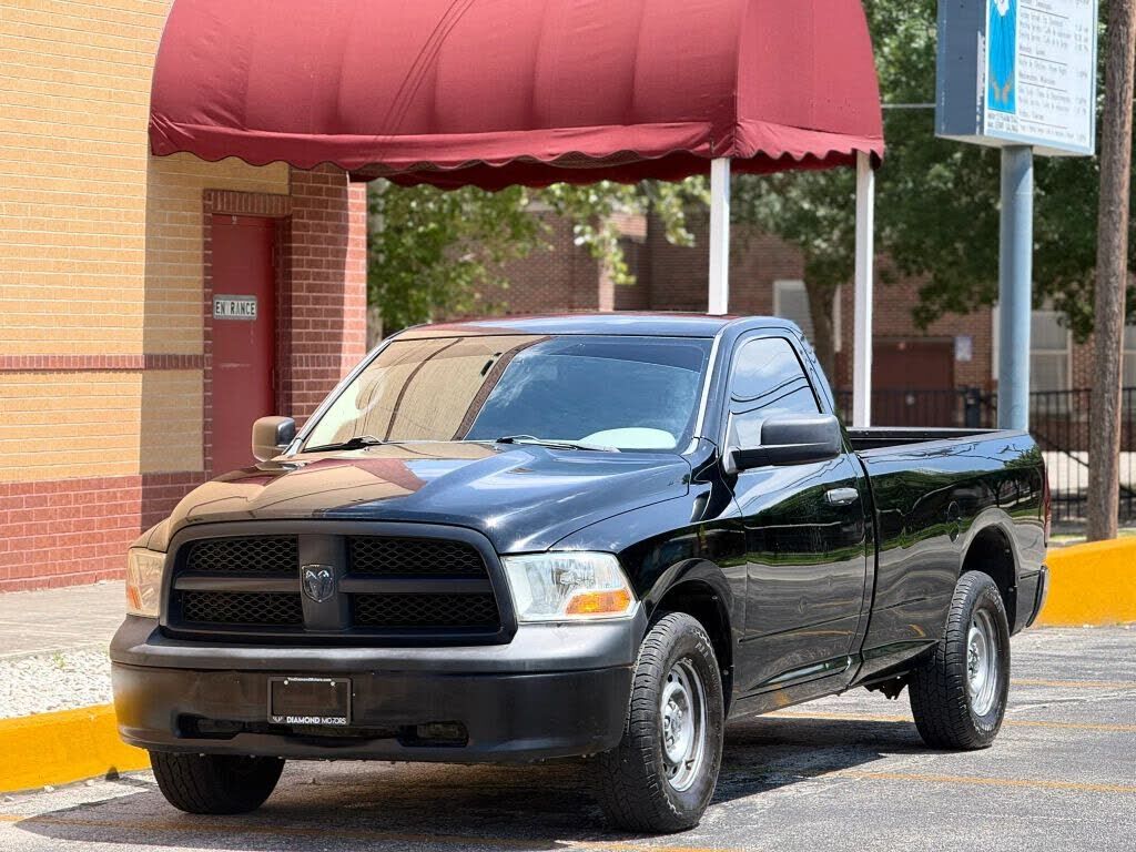 2012 DODGE Ram