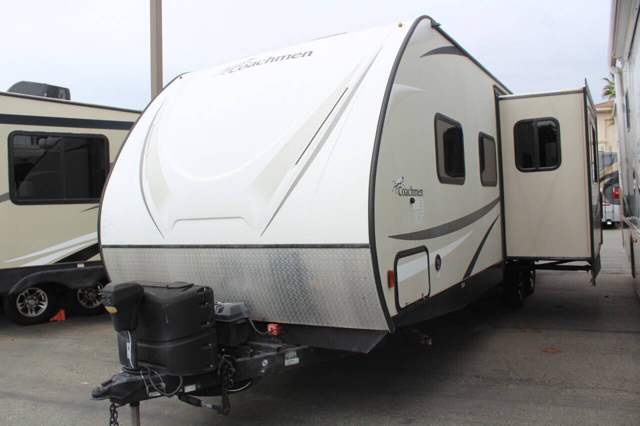 2018 FOREST RIVER Freedom Express