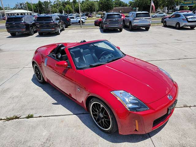 2005 NISSAN 350Z