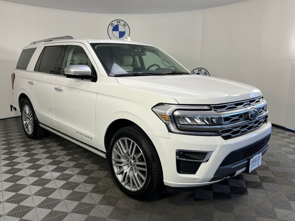 2022 FORD Expedition