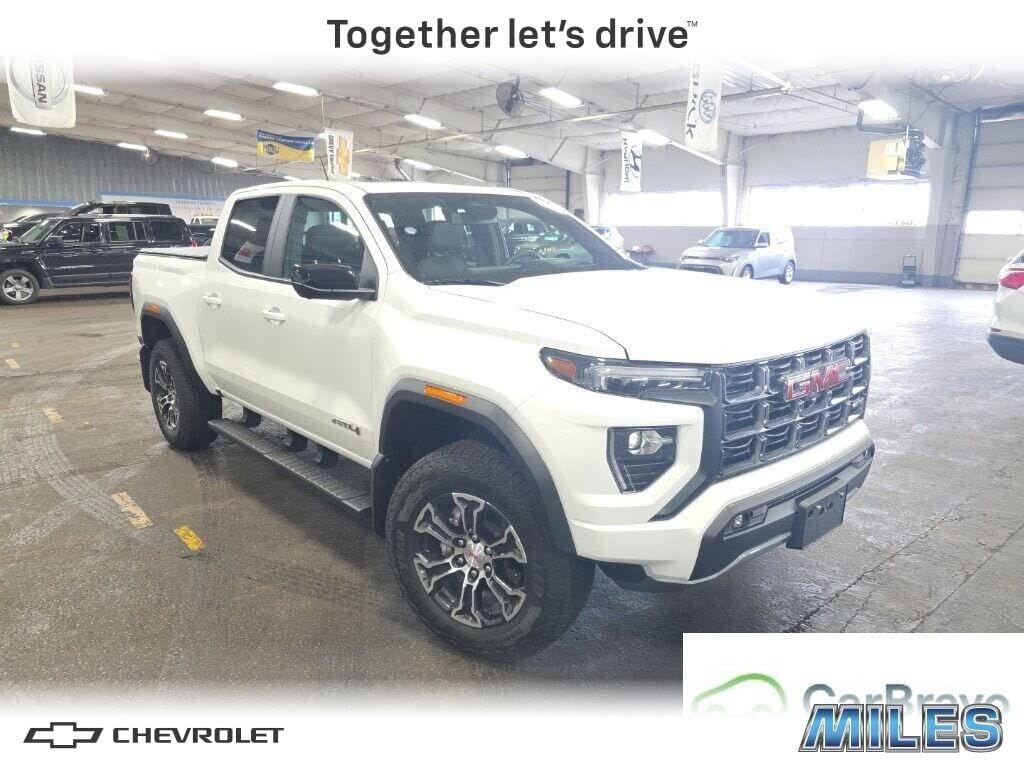 2025 GMC Canyon