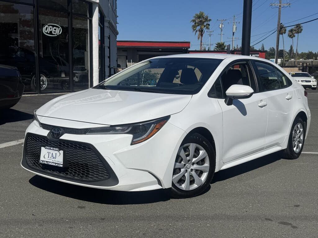 2020 TOYOTA Corolla