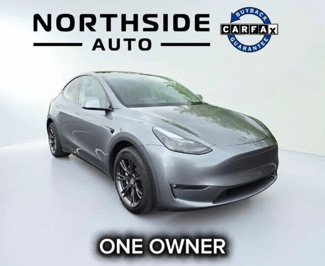2025 TESLA Model Y