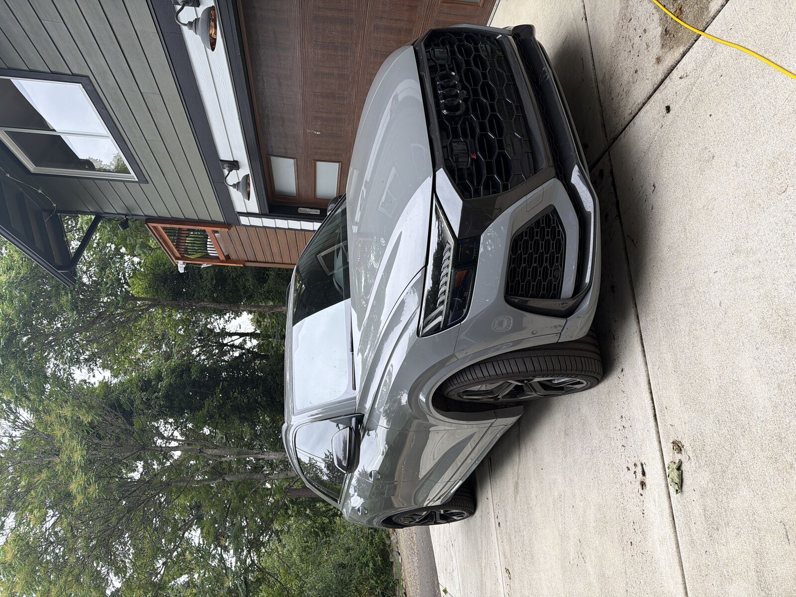 2022 AUDI RS Q8