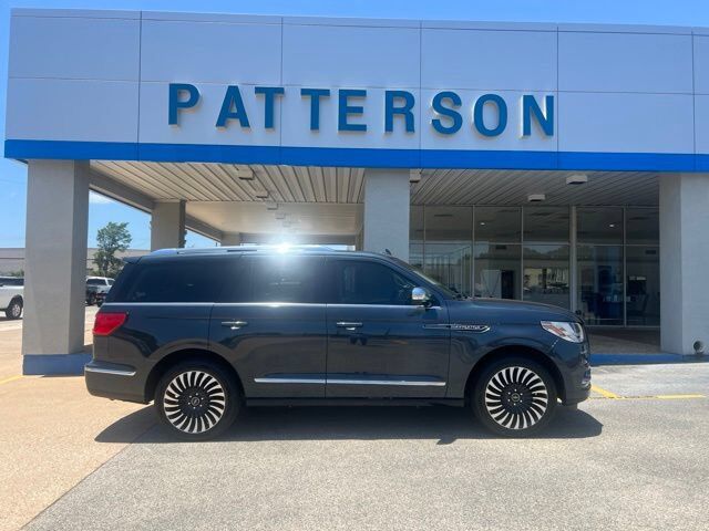 2021 LINCOLN Navigator