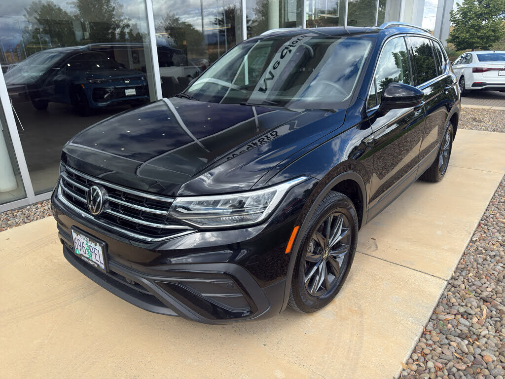 2023 VOLKSWAGEN Tiguan 4Motion