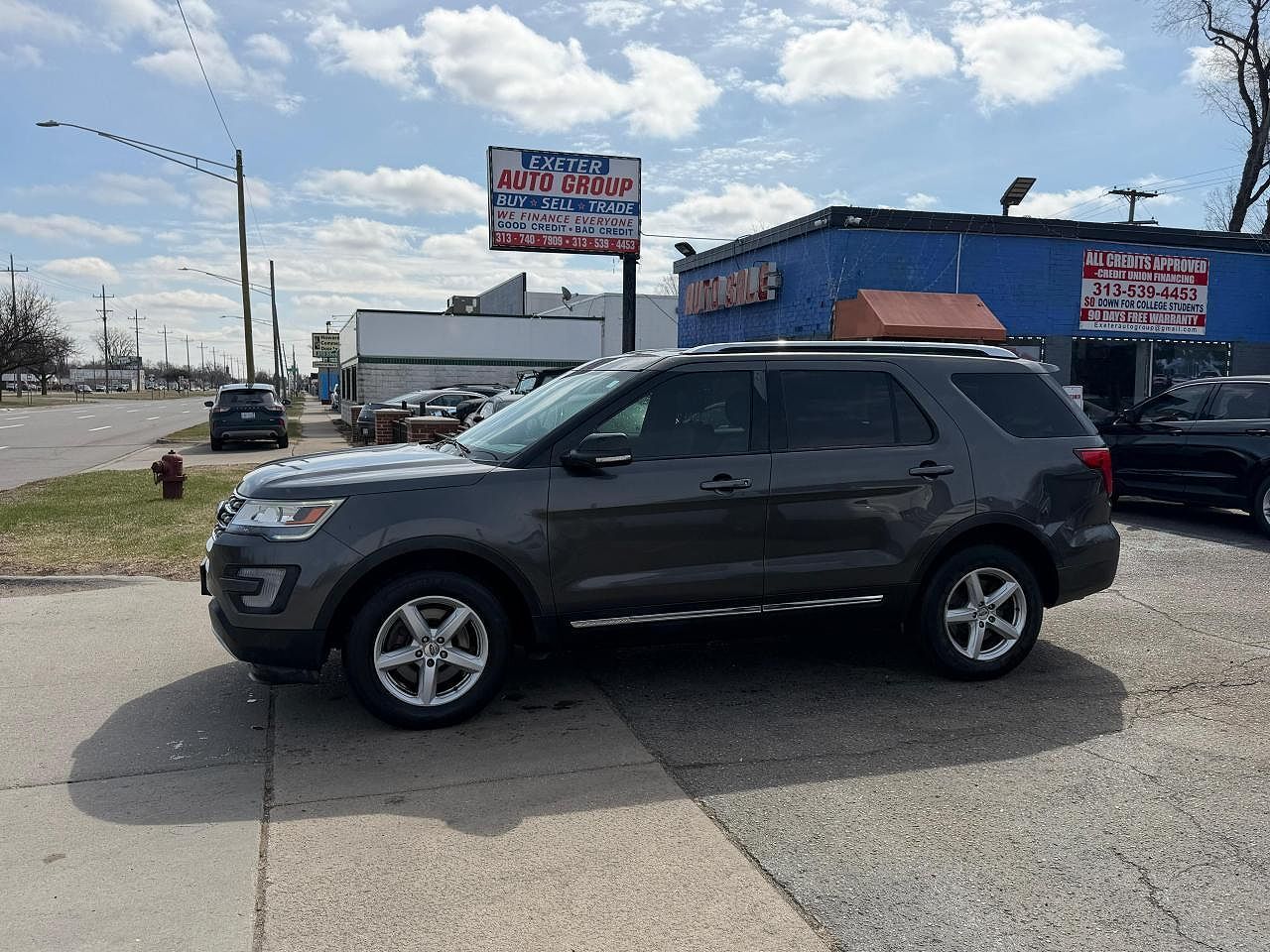 2017 FORD Explorer