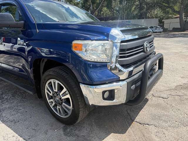 2015 TOYOTA Tundra