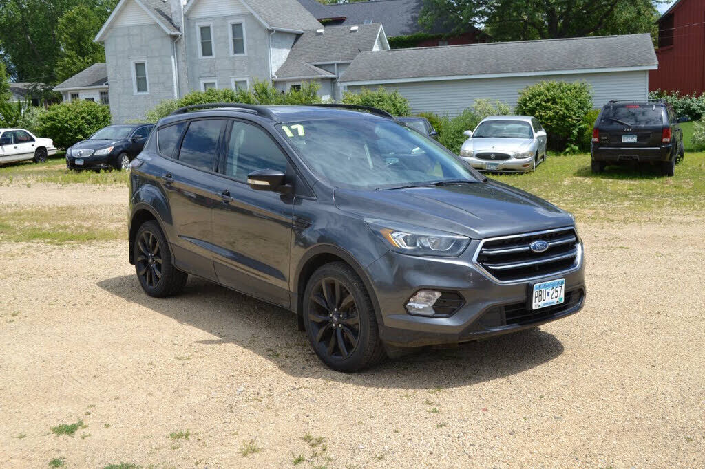 2017 FORD Escape