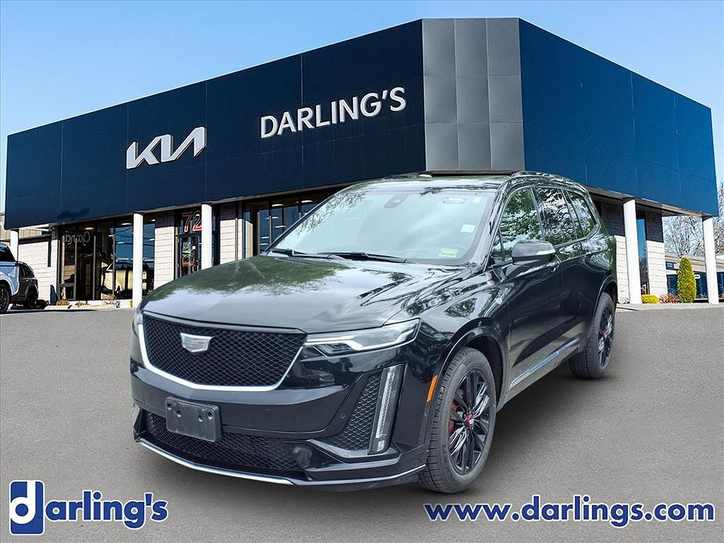 2025 CADILLAC XT6