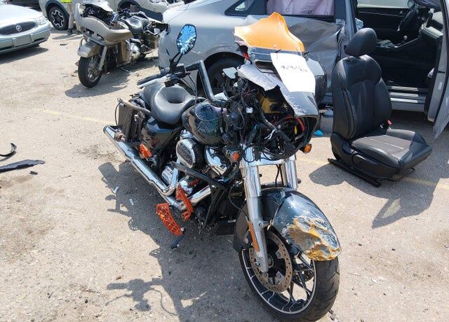 2021 HARLEY DAVIDSON FLHXS / Street Glide Special