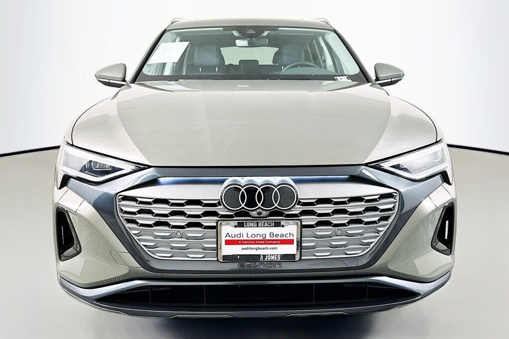 2024 Audi Q8