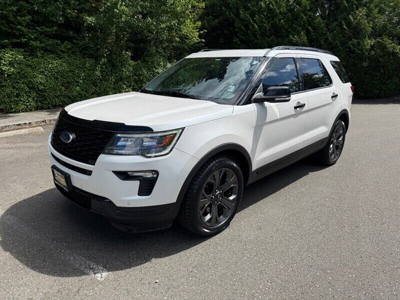 2018 FORD Explorer