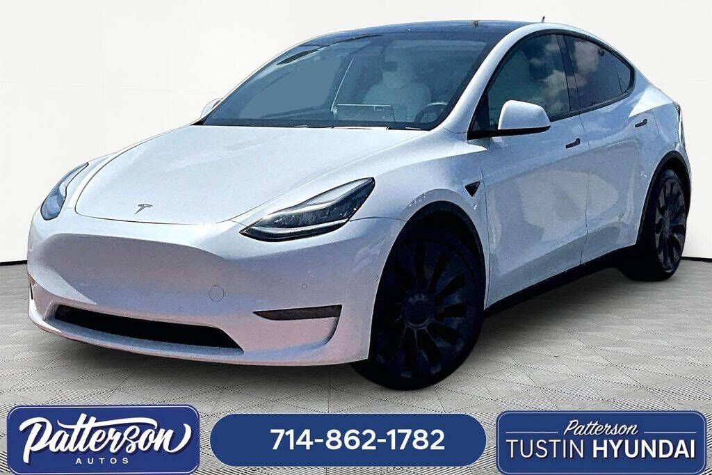 2020 TESLA Model Y
