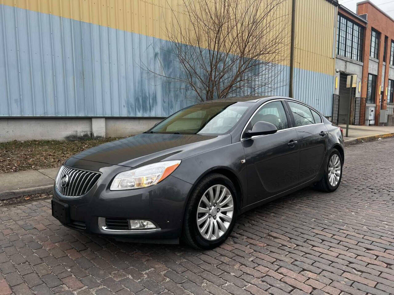 2011 BUICK Regal