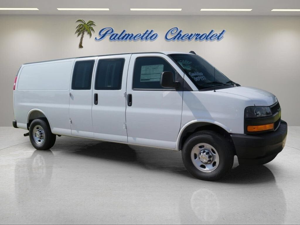 2026 CHEVROLET Express