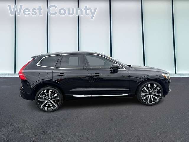 2023 VOLVO XC60