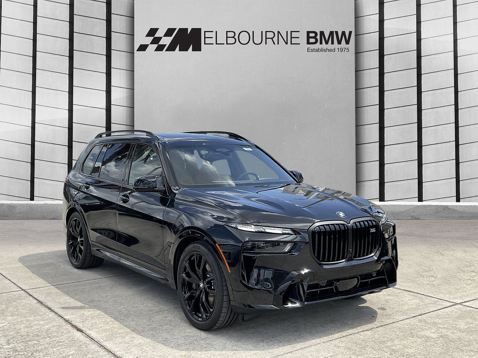2027 BMW X7