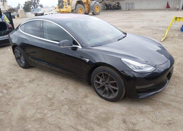 2018 TESLA Model 3