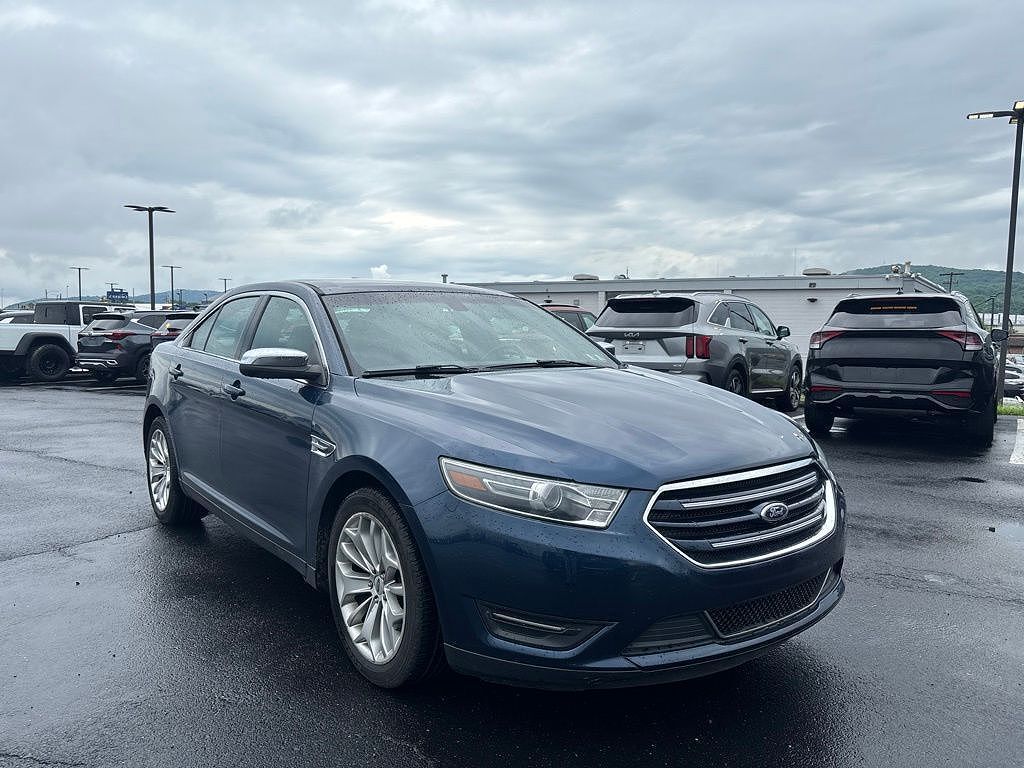 2016 FORD Taurus