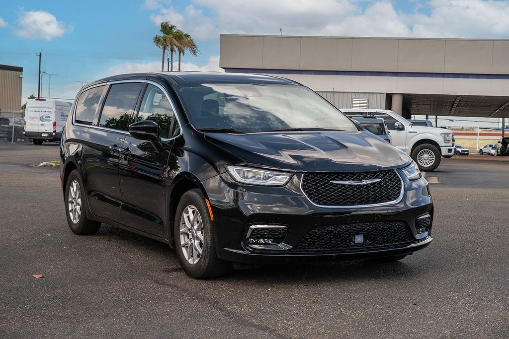 2024 CHRYSLER Pacifica
