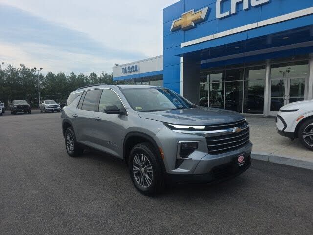 2025 CHEVROLET Traverse