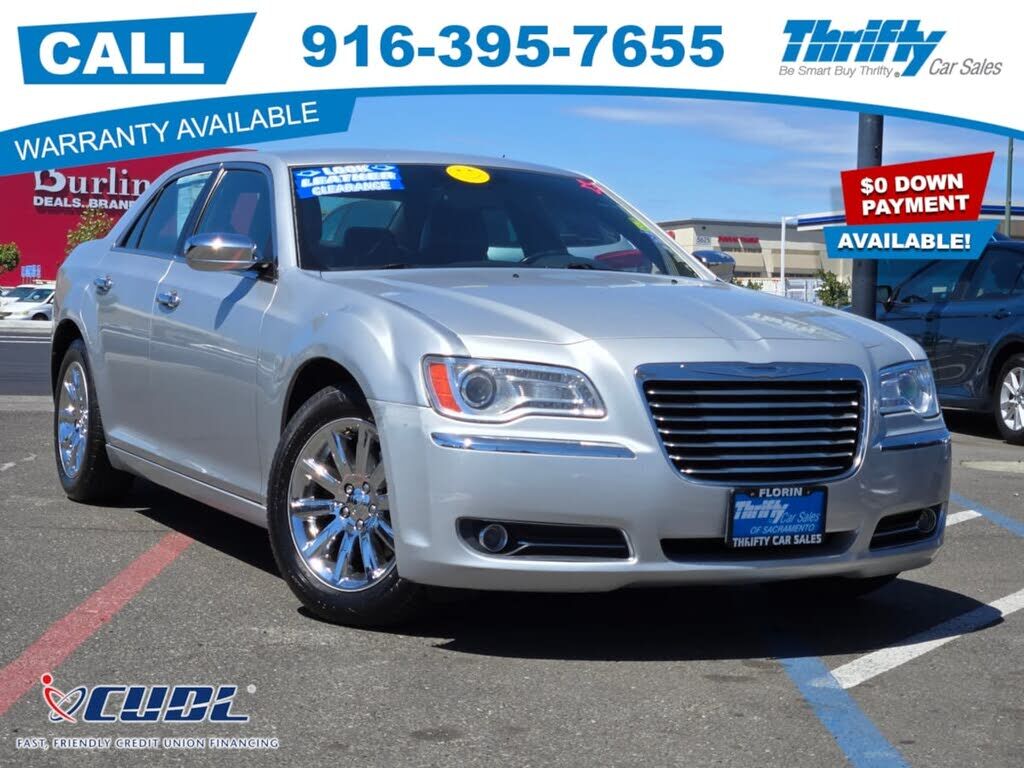 2011 CHRYSLER 300