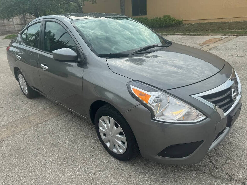 2018 NISSAN Versa