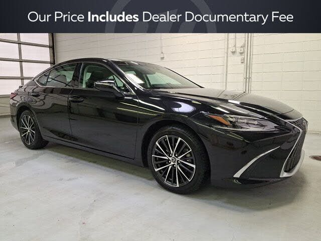 2024 LEXUS ES